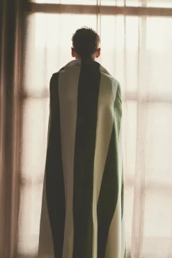 The Sweater Plaid, black fra<Silkeborg Uldspinderi Discount