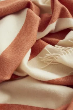 The Sweater Plaid, golden yellow fra<Silkeborg Uldspinderi Sale