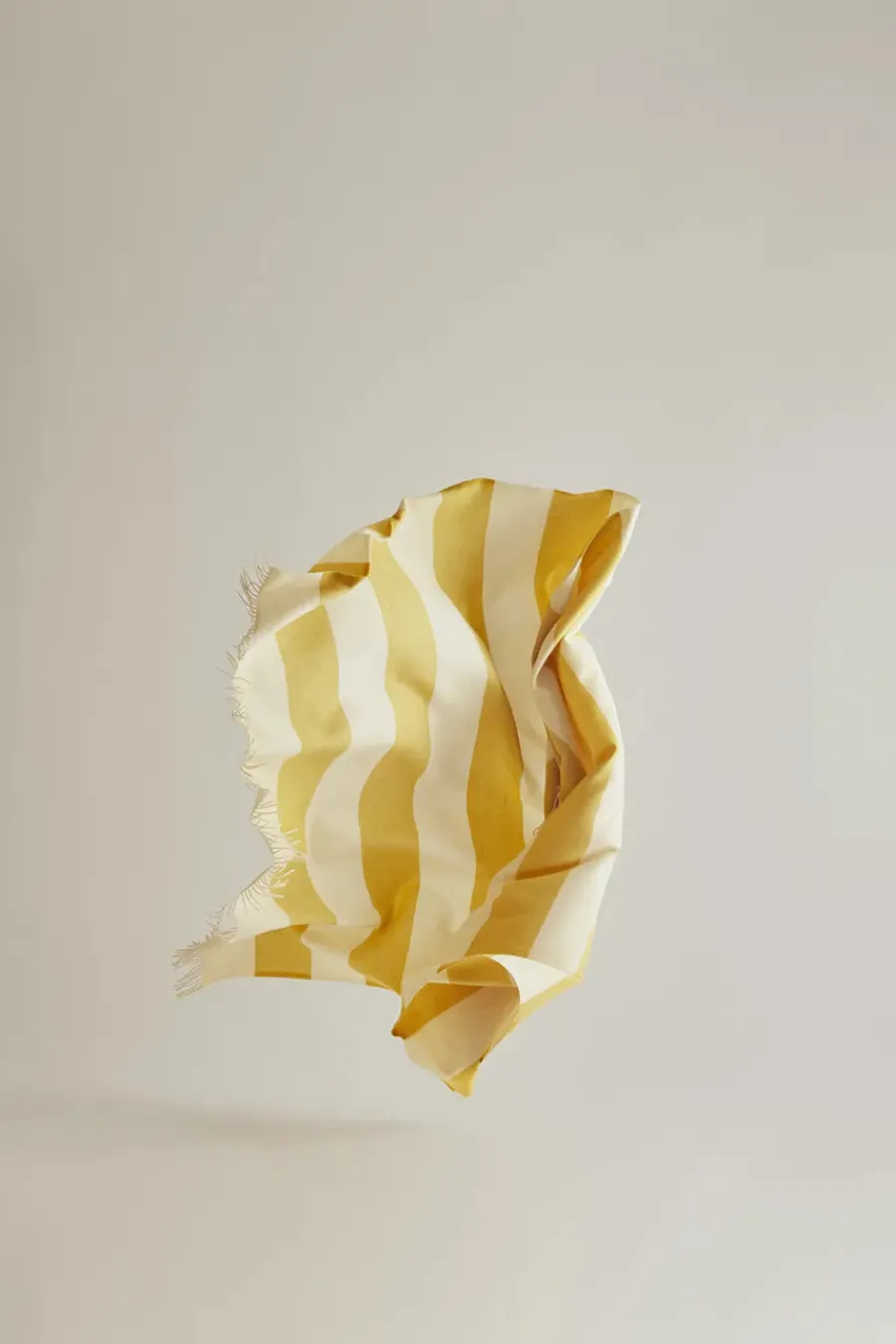 The Sweater Plaid, golden yellow fra<Silkeborg Uldspinderi Sale