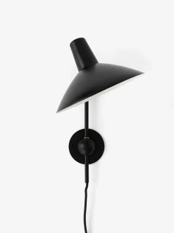 Tripod HM12 Væglampe af Hvidt & Mølgaard<&Tradition Hot