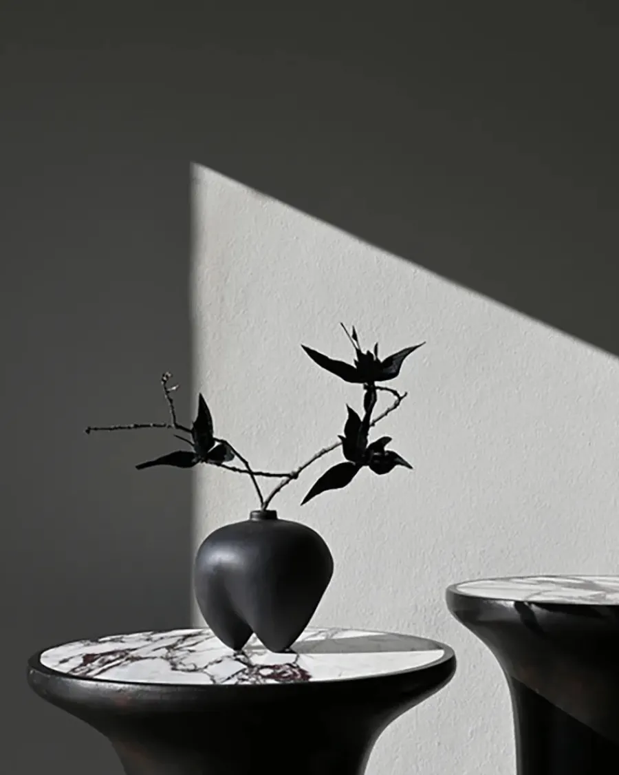 Trumpet Table, low fra<101 Copenhagen Best