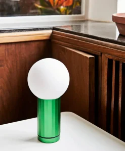 Turn On bordlampe fra<HAY Hot