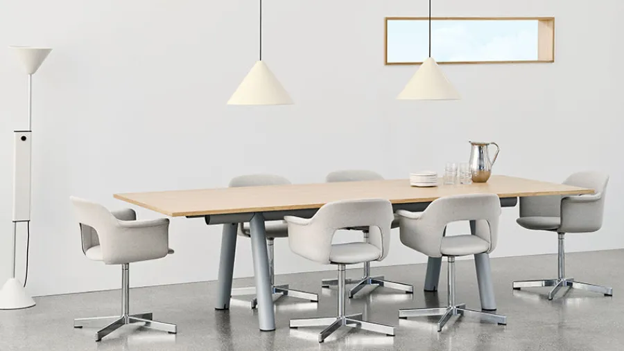 Twist Floor Lamp fra<HAY New