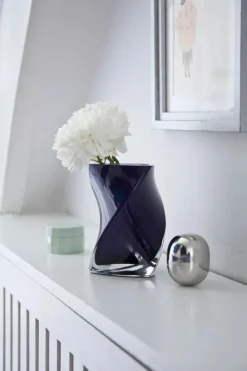 Twister vase fra (Rød)<Piet Hein