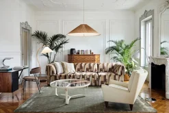 V11 Lounge Chair, smooth leather cream fra<GUBI Hot