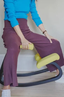 Variable balans stol, dark brown wood/revive 194 fra<Variér Clearance