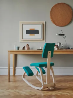 Variable Plus stol, natur bøg fra<Variér Outlet