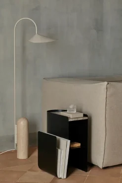 Vault Side Table fra<Ferm Living Outlet