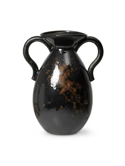 Verso Floor Vase fra<Ferm Living Online