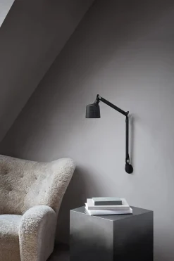 Væglampe fra<Vipp Best