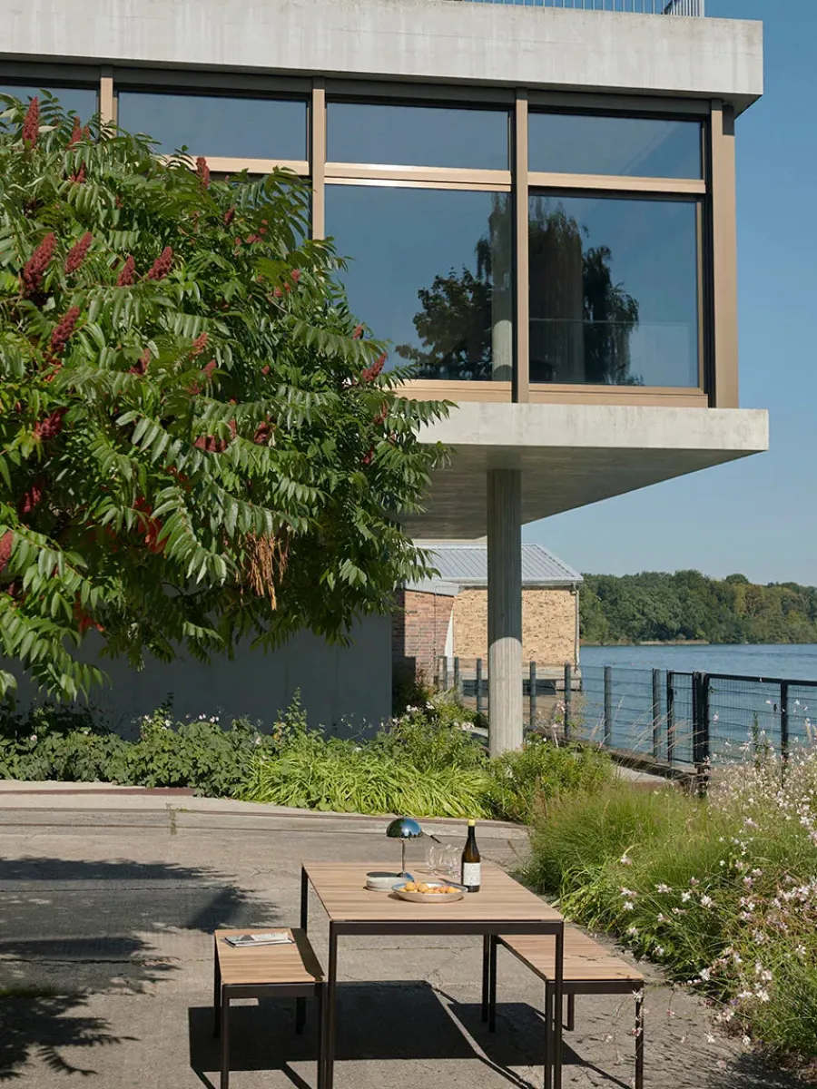 Ville AV25 Havebord, 150x90 fra<&Tradition Best