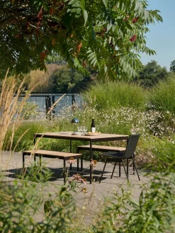 Ville AV25 Havebord, 150x90 fra<&Tradition Best