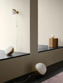 VL Studio væg fra<Louis Poulsen Outlet