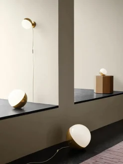 VL Studio væg fra<Louis Poulsen Outlet