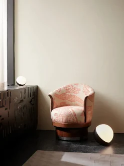 VL Studio væg fra<Louis Poulsen Outlet