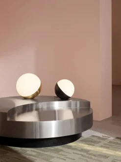 VL Studio væg fra<Louis Poulsen Outlet