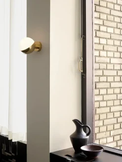 VL Studio væg fra<Louis Poulsen Outlet