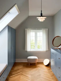 VL Studio væg fra<Louis Poulsen Outlet