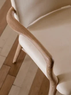 VLA61 Monarch Chair af Vilhelm Lauritzen<Carl Hansen & Søn Sale