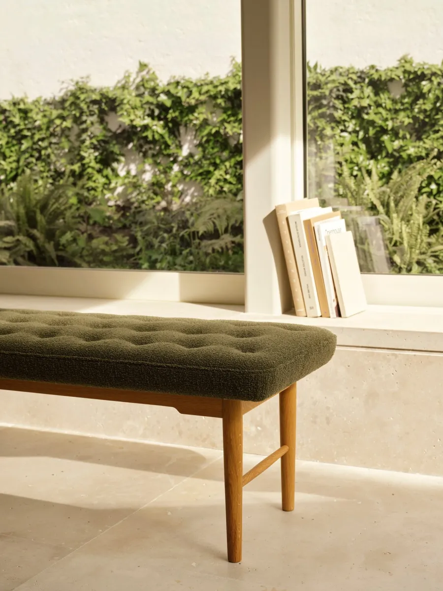 VLA75S Foyer bænk, eg olie af Vilhelm Lauritzen<Carl Hansen & Søn Discount