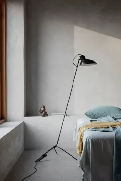 VV Cinquanta gulvlampe fra<Astep Sale