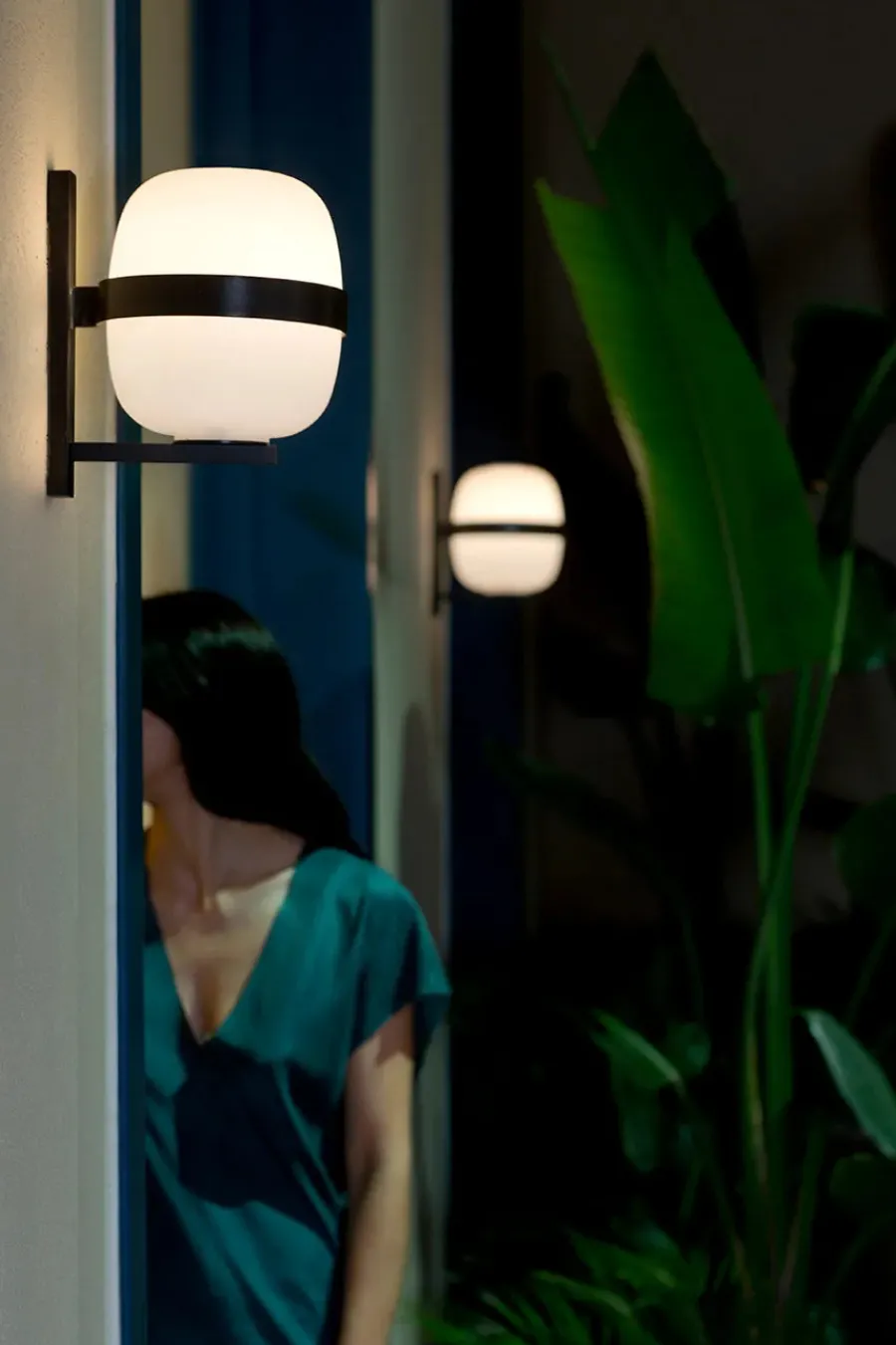 Wally Cesta Væglampe fra Santa and Cole<Santa & Cole Discount