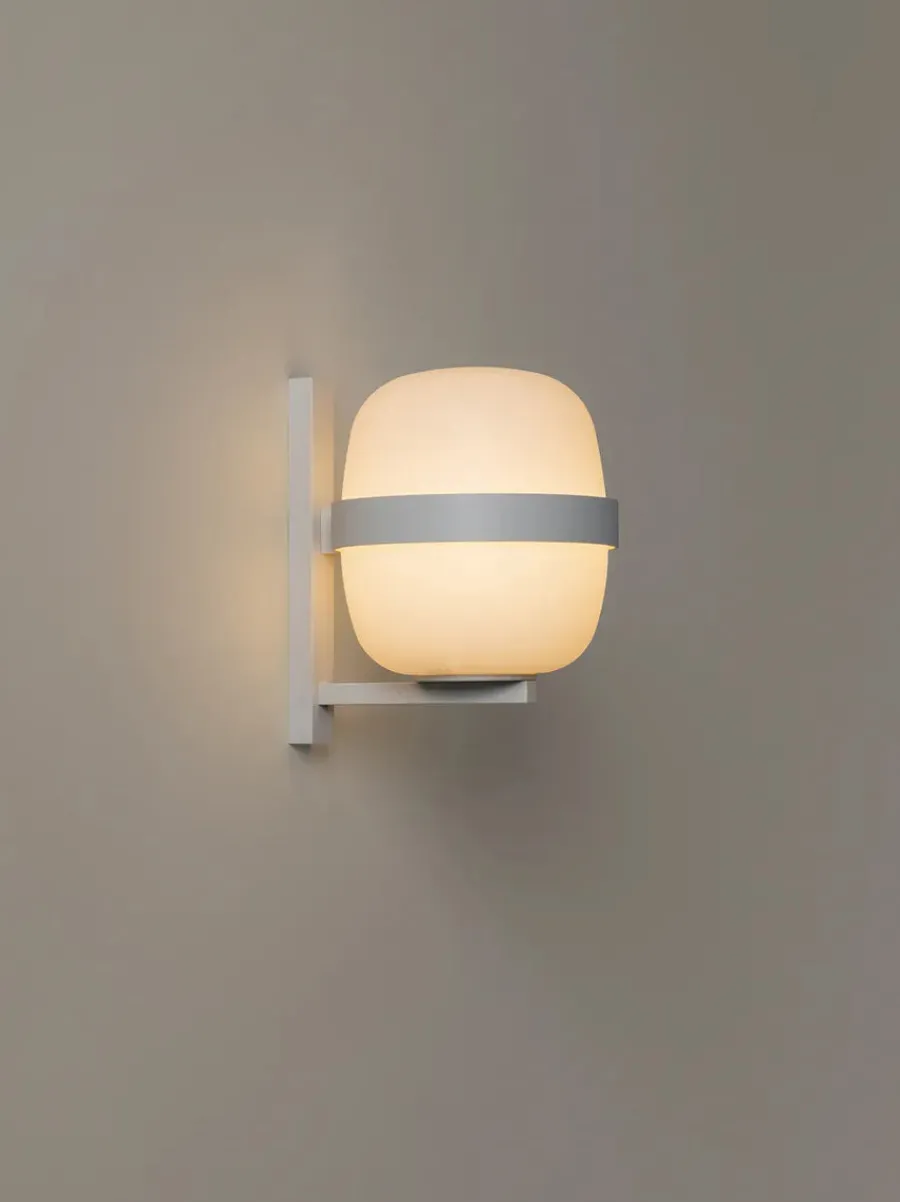 Wally Cesta Væglampe fra Santa and Cole<Santa & Cole Discount