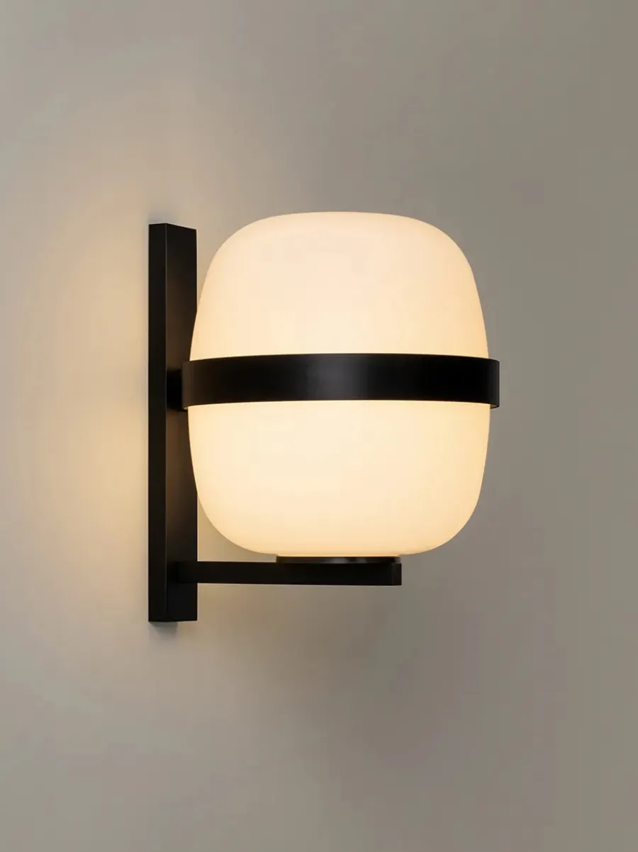 Wally Cesta Væglampe fra Santa and Cole<Santa & Cole Discount