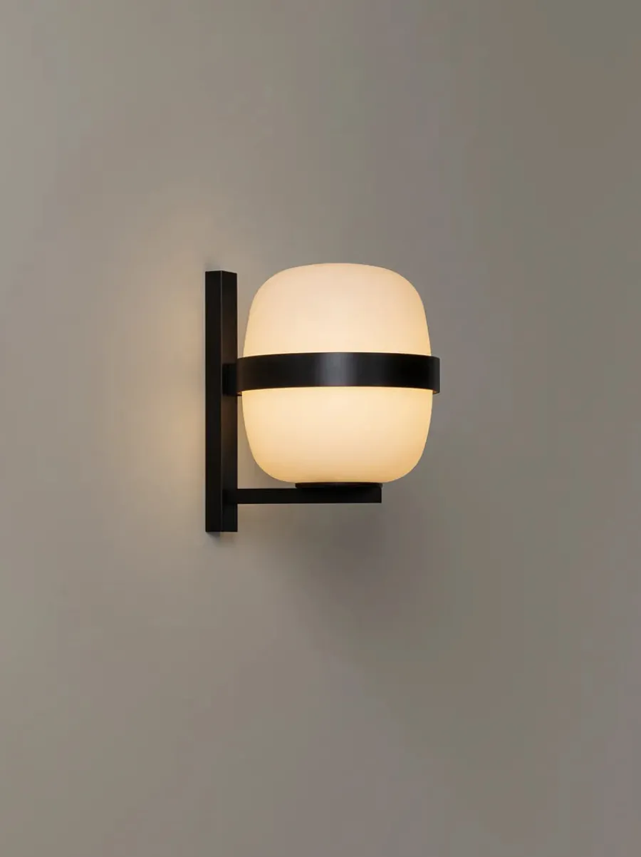 Wally Cestita Væglampe fra Santa and Cole<Santa & Cole Clearance