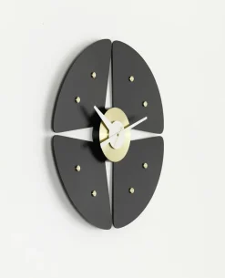 Wheel Clock fra<Vitra Discount