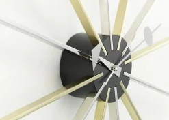 Wheel Clock fra<Vitra Discount