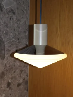 Whipped Pendant Lamp, pure green fra<LEO Objects Outlet