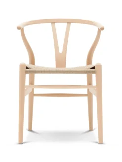 Y-stol CH24, Bøg sæbe af Hans J. Wegner<Carl Hansen & Søn Hot