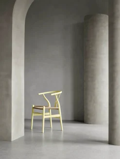 Y-stol CH24 Soft Blue af Hans J. Wegner<Carl Hansen & Søn Best