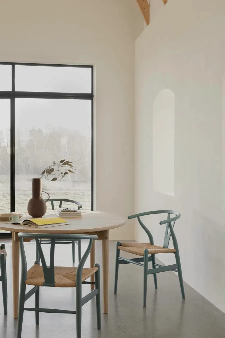 Y-stol CH24 Soft Seaweed af Hans J. Wegner<Carl Hansen & Søn Best