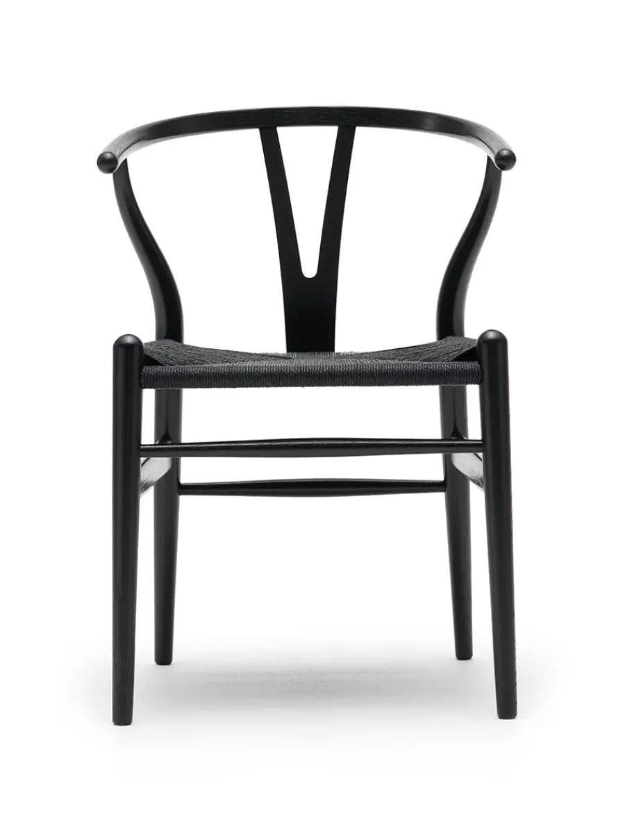 Y-stol CH24, sort eg med sort flet af Hans J. Wegner<Carl Hansen & Søn