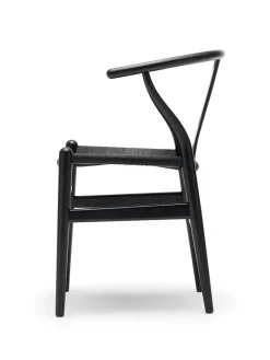 Y-stol CH24, sort eg med sort flet af Hans J. Wegner<Carl Hansen & Søn