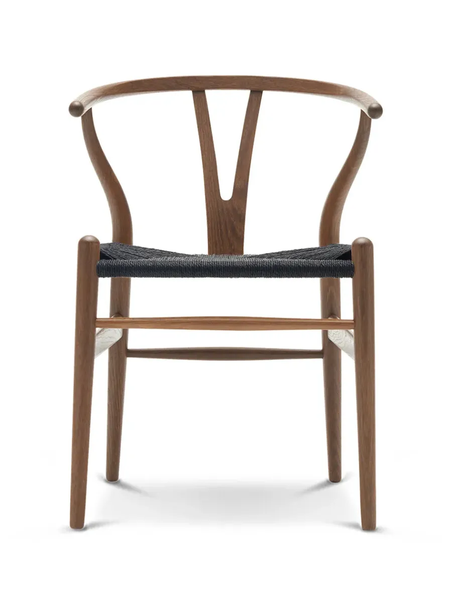 Y-stol CH24, sort eg med sort flet af Hans J. Wegner<Carl Hansen & Søn
